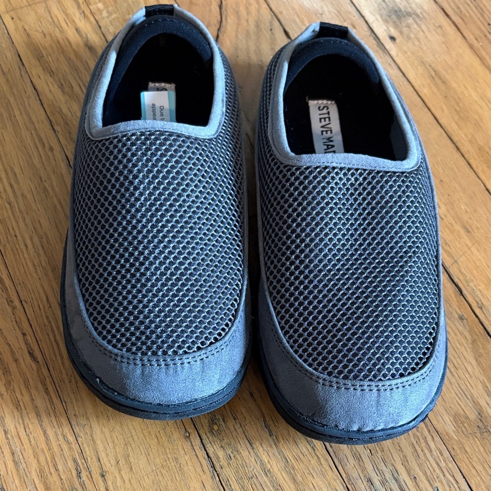 Steve Madden Kids Gray Slip-On Mesh Sneakers